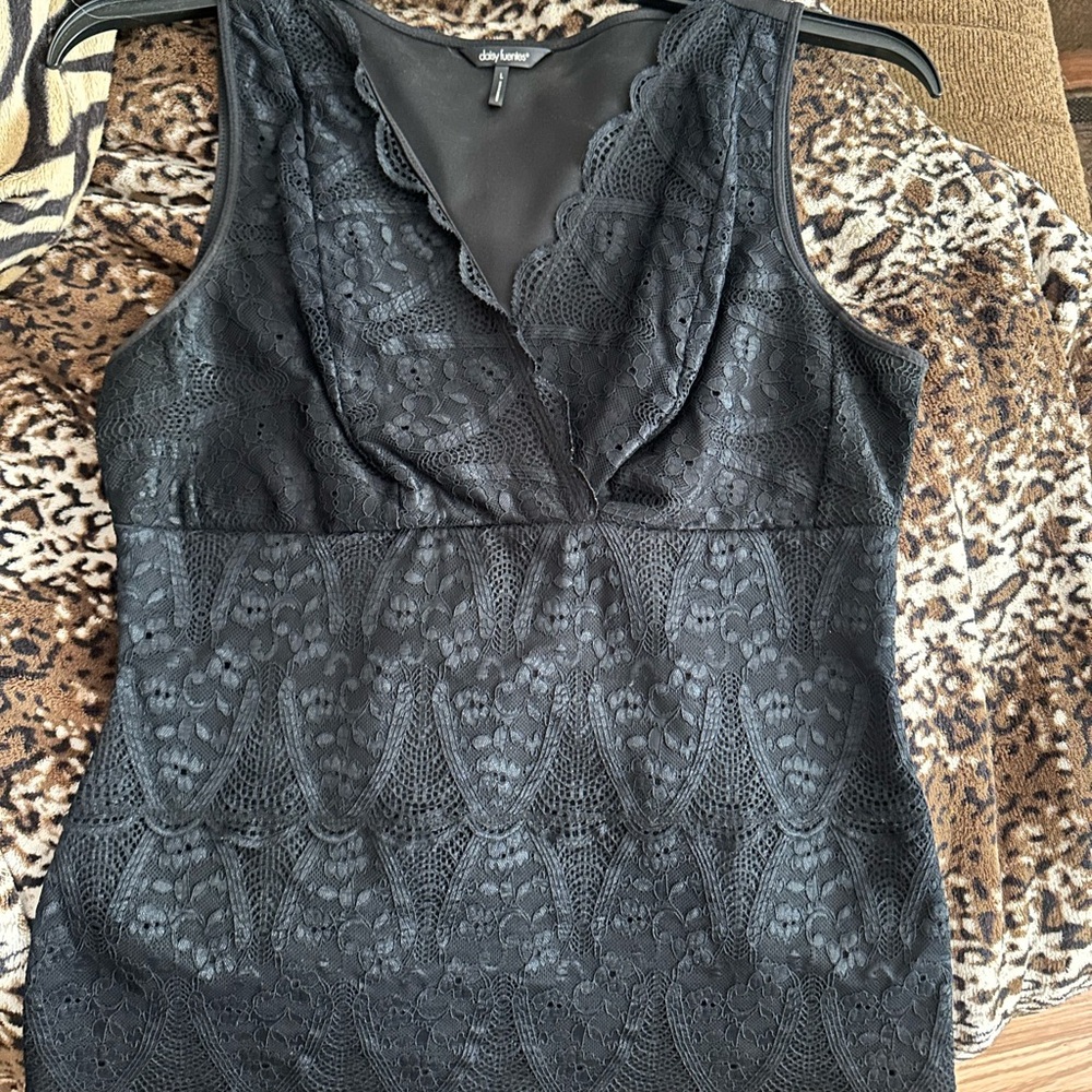 Daisy Fuentes Black Lace V-Neck Top